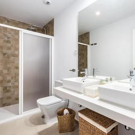 Dora Maar I Апартаменты *